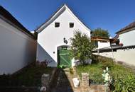 Renovierter Altbau mit großem privatem Garten und vielen Extras in Ruhelage