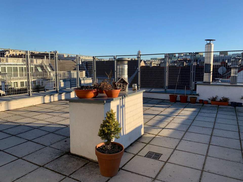 2-Zimmer-Wohnung mit Balkon - Nähe Schloss Belvedere - 4. Bezirk