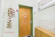 Investoren aufgepasst: 2-Zimmer Dachgeschosswohnung mit Seeblick in Lochau!