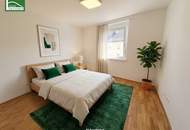 Wundervolle 2-Zimmer-Wohnung mit großer privater Außenfläche!