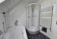 Neu sanierte 3-Zimmer Wohnung mit Küche und Balkon!