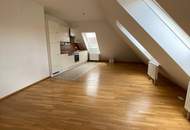 Befristet bis zum 31.01.2028 vermietet – stilvolle Dachgeschoss-Maisonette mit Terrasse
