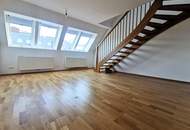 Bestlage 2 Zi. Maisonette, neu ausgebautes DG im prächtigen Altbau.