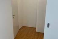 2-Zimmer-Wohnung inkl Küche, Balkon Außenfläche und Kellerabteil / RG17 Top 10