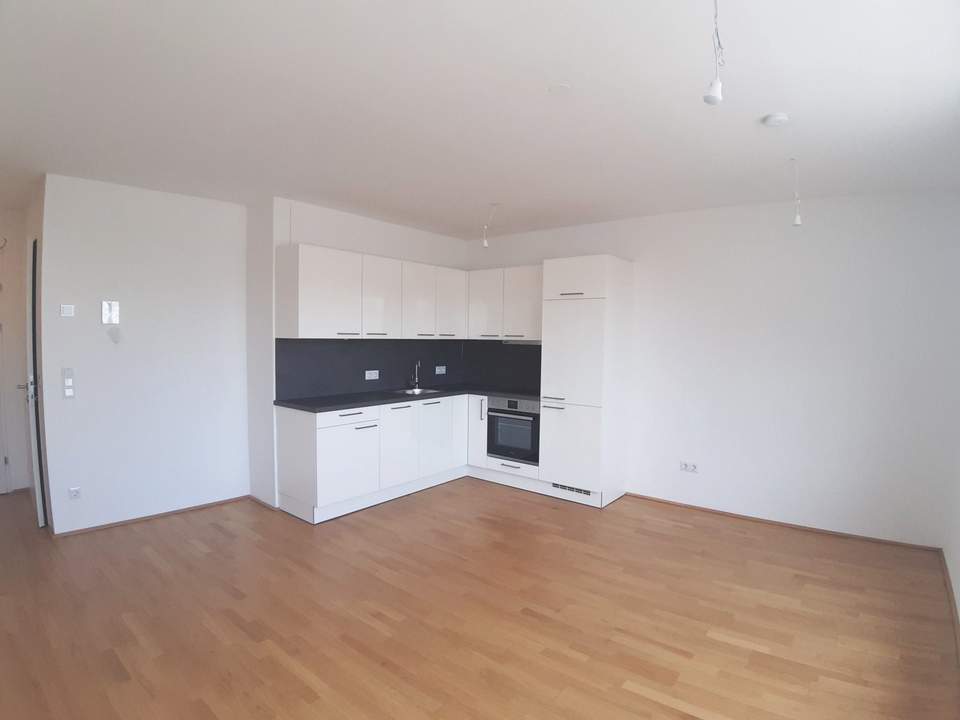 Moderne 2-Zimmer-Loggiawohnung in der Koloniestraße!