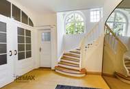 Ästhetische Villa am Stadtrand mit Park