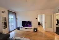 Sehr gepflegte Erdgeschoss- Wohnung mit Eigengarten und Carport