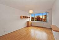 TOSCANAHOF - Parkseitige Balkonwohnung im beliebten Botschaftsviertel