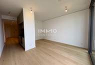 Sonnenuntergang im modernsten Turm Wiens: Erstbezug mit Goodies