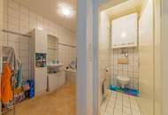 WOHNEN IM ZENTRUM! GERÄUMIGE 2 ZIMMER WOHNUNG MIT 81 m² WOHNFLÄCHE!
