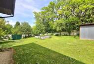 Großzügige Liegenschaft auf 4.361 m² Bauland – zwei Wohneinheiten, großer Garten, Nebengebäude und idyllischer Innenhof
