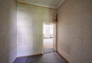 Viel Raum zum kleinen Preis! Attraktive, jedoch renovierungsbedürftige 4-Zimmer-Wohnung!