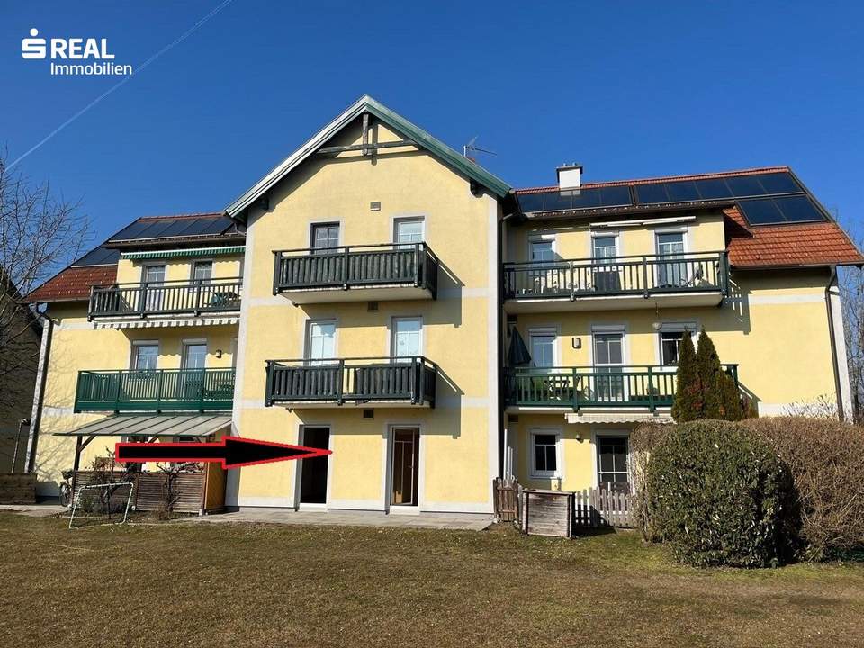 Renovierte 2-Zimmer-Wohnung mit Terrasse und Garten