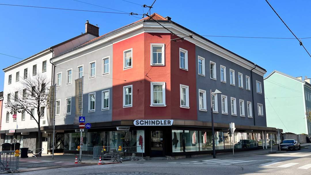 Anlageobjekt-Geschäftshaus mit Wohnung in Amstettner Bestlage unweit des Bahnhofes!