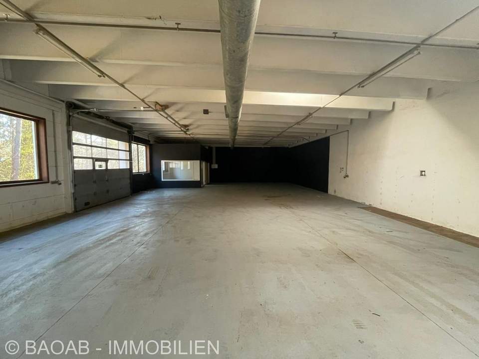 HALLE INKL. BÜRO | PRODUKTION | ROLLTOR | 3,86M HÖHE | ROLLTOR | PARKMÖGLICHKEITEN | TOP LAGE