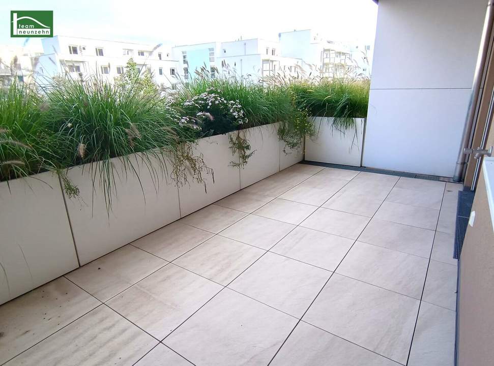 Ruhe auf der begrünten Terrasse genießen - hofseitige 2 Zimmer Neubauwohnung in bester Lage!