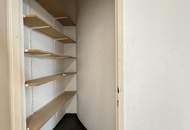 Gewerbeimmobilie in Bestlage mit Stellplatz– Ideal für Büro oder Praxis