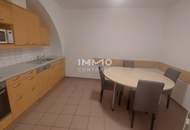 FAST 200 m² WOHNFLÄCHE IM ZENTRUM VON KREMS WARTEN AUF SIE!