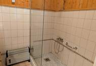 Zweifamilienhaus in begehrter Grünlage mit Waldanteil