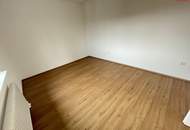 Helle 3 Zimmerwohnung mit Balkon, ab sofort!