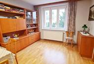 TOPGELEGENHEIT! EIGENHEIM MIT POTENTIAL, 113 m2 Neubau mit Loggia, 4 Zimmer, Küche, 2 Bäder, teilmöbliert, 3. Liftstock, Enkplatz