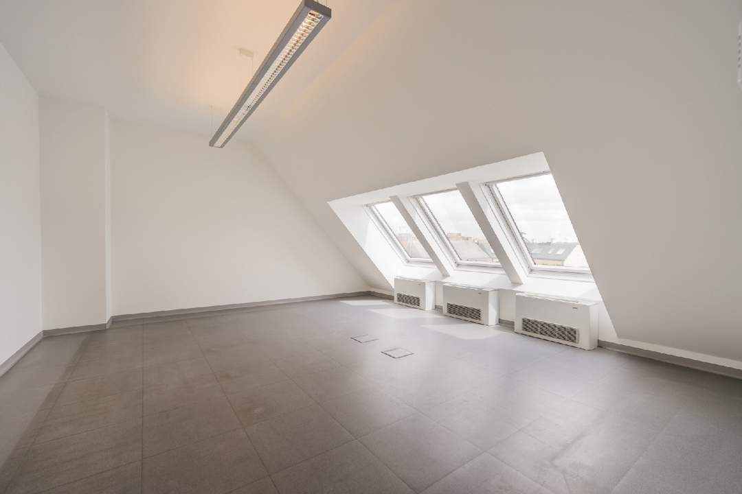 Barrierefreies, modern ausgestattetes Büro direkt bei der U1 Station Reumannplatz zu mieten
