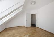 Moderne Wohnung mit Balkon und 2 PKW-Stellplätze: Wohnen in zentraler Lage von Hollabrunn!