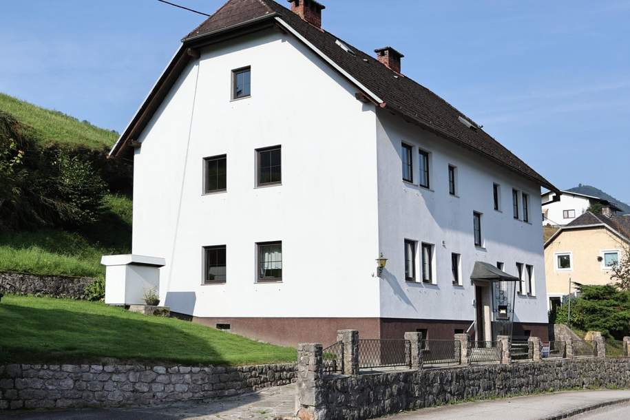 Ein-/Zwei- oder Mehrfamilienhaus zum Innenrenovieren auf 1.343 m² Grund mit Garage und Abstellplätze, Haus-kauf, 155.000,€, 4463 Steyr-Land
