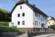 Ein-/Zwei- oder Mehrfamilienhaus zum Innenrenovieren auf 1.343 m² Grund mit Garage und Abstellplätze