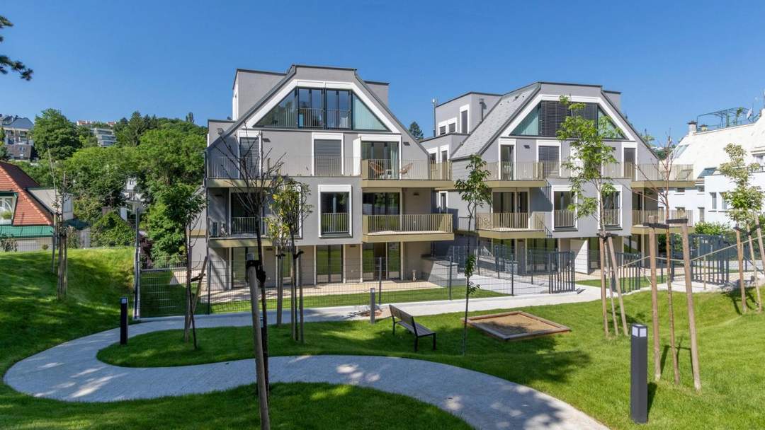 ++ EXZELLENTE ZWEI Zimmer mit BALKON ++ Erstbezug