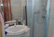 RUHEOASE MIT POOL AUF EIGENGRUND – KLEINGARTENHAUS "Frohes Schaffen" in 1210 WIEN