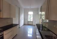 Schöne 4,5 Zimmer Altbau-Villenetage mit Gartennutzung und kleinem KFZ-Stellplatz