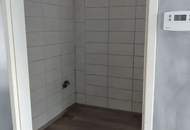 Großes Geschäftshaus mit Innenhof, Lager/ Büro und Wohnung in Lockenhaus