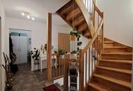 "Bereit für den Sommer im eigenen Haus mit Schwimmteich?"