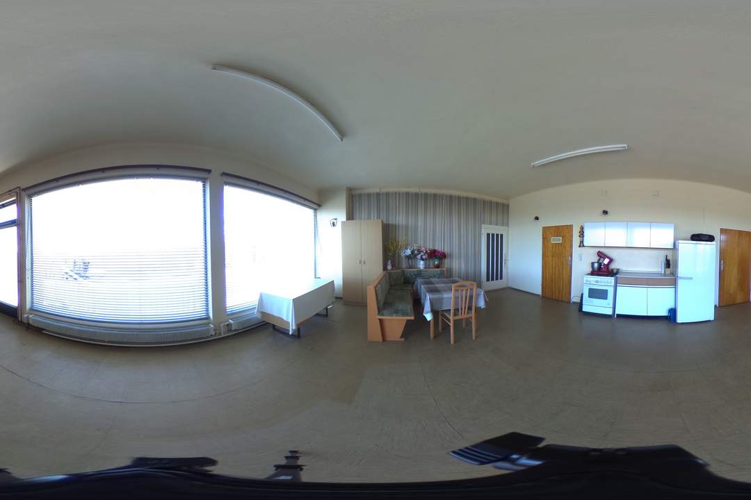 Hochart: Wohnen, oder Wohnen &amp; Arbeiten? Wohn- und Geschäftshaus mit Fernblick!