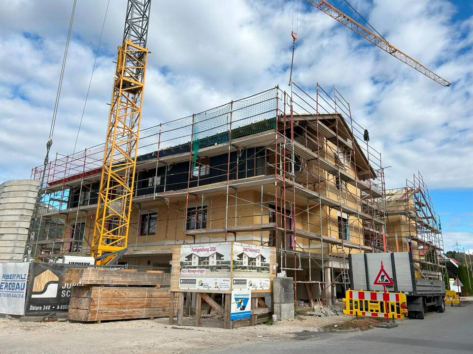 KAUFANBOT VORLIEGEND! V. NEUBAU mit riesiger Aussichtsterrasse!