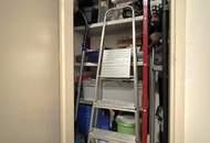 Singles aufgepasst! Gepflegte, helle 1-Raum-Wohnung mit idealer Raumaufteilung in Steyr Münichholz: komfortabel, erschwinglich und mitten im Grünen! Praktischer Abstellraum, Aufzug und modernes Badezimmer inklusive!
