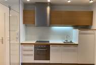 Schicke Dachmaisonette mit 2 großen Terrassen und traumhaftem Ausblick auf Schloss Schönbrunn!