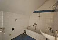 PROVISIONSFREIE 3 ZIMMER DACHGESCHOSSWOHNUNG ! FLORIANIWEG 1!