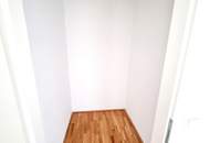 Einkaufen, Ausgehen, Einsteigen – alles vor der Tür! Ideale 3 Zimmer Altbauwohnung! U-Bahn ums Eck + Traumhaft renoviertes Altbauhaus + TOP Altbauwohnung + Optimalste Infrastruktur und Anbindung! Worauf warten Sie noch?