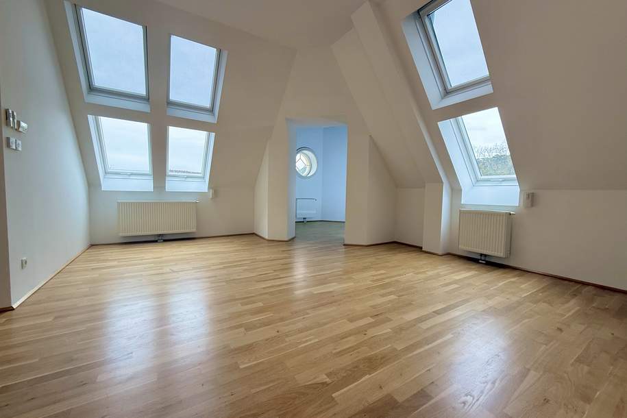 Adventsaktion: PROVISIONSFREI! Dachgeschoss-Turm-Wohnung mit 5 Meter Raumhöhe I umfassen saniert I, Wohnung-kauf, 395.000,€, 2500 Baden