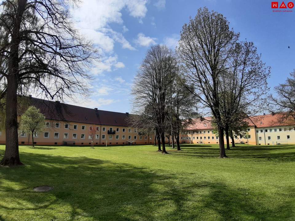 Wohnen im Grünen ohne Kompromisse - beste Infrastruktur inklusive! Gemütliche 2,5-Zimmerwohnung mit cleverer Raumaufteilung ab Sommer verfügbar!