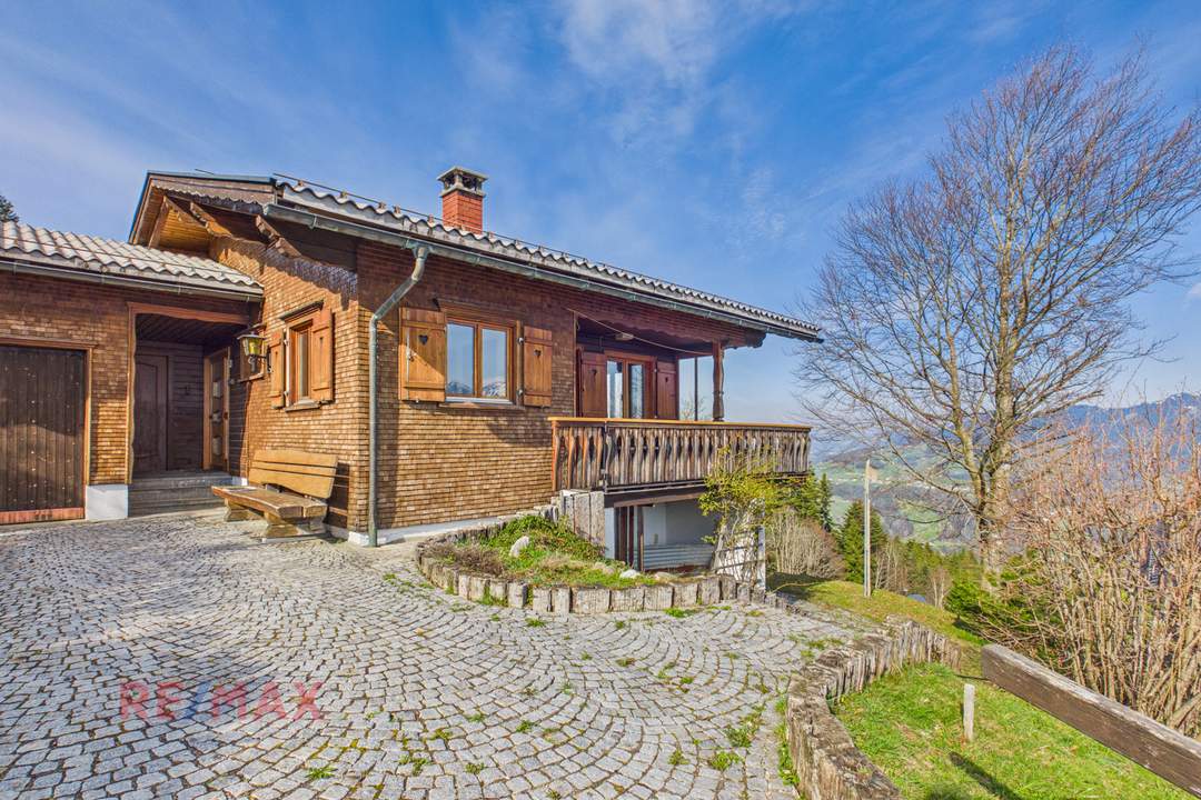 Großzügiges Ferienhaus mit Weitblick und Privatsphäre im Bregenzerwald