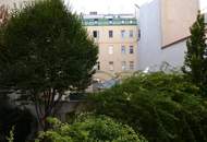 Gemütliche 2-Zimmer-Altbauwohnung mit Balkon und top Infrastruktur!