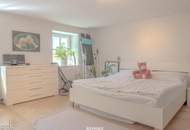 Großzügiges Wohnhaus mit Pool