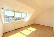 Nähe U1 | Klimatisierte Dachgeschosswohnung mit tollem Wienblick | Tiefgarage