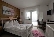 Gästehaus mit Fremdenzimmer und großem Nebengebäude in Aussichtslage von Griffen