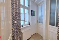 Altbau mit Lift! Moderne Single&Pärchen Wohnung !
