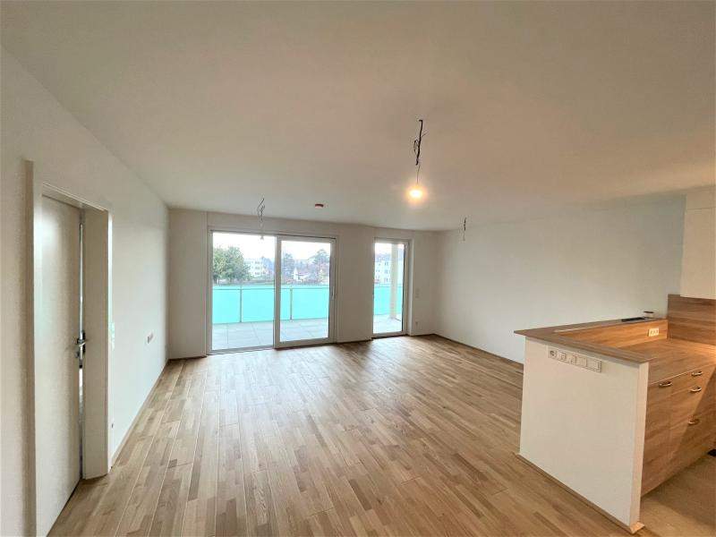 Neuwertige Mietwohnung (60m²) mit Terrasse und Tiefgaragenplatz in Toplage in Fürstenfeld!