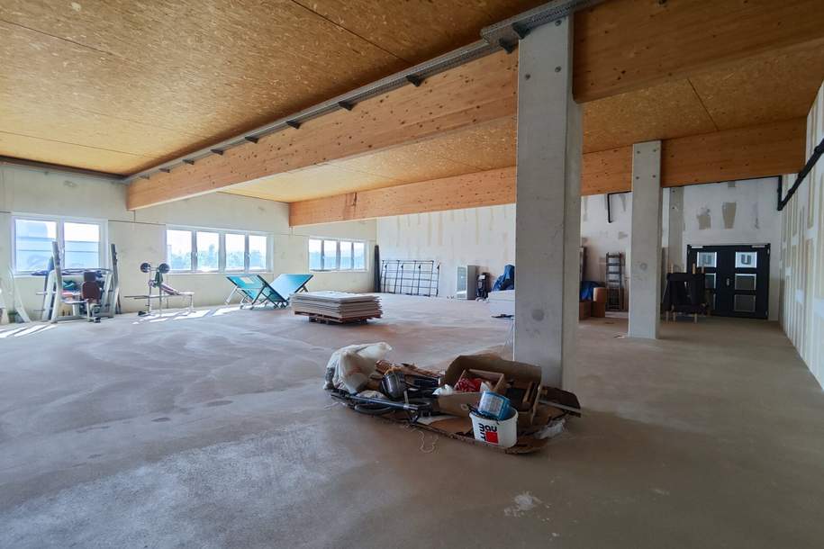 Neues Büro mit 178 m² – attraktive Lage im Shopping Point Neunkirchen zu vermieten!, Gewerbeobjekt-miete, 1.780,91,€, 2620 Neunkirchen